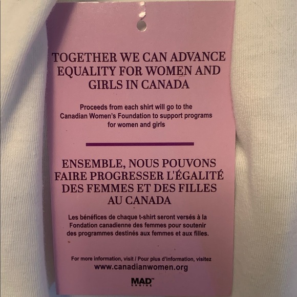 M Falconer women’s foundation painting 2xl shirt - Picture 6 of 7